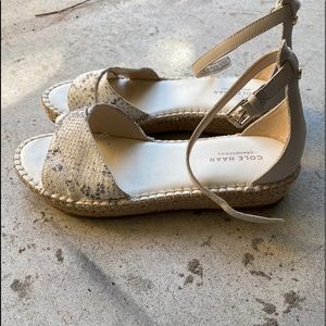 Super comfortable sandals